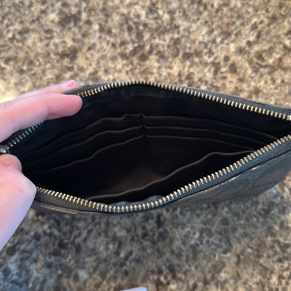 Coach Wristlet wallet - Picture 3 of 5